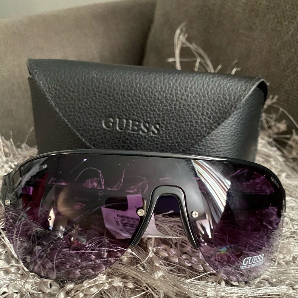 Men’s Guess Glasses